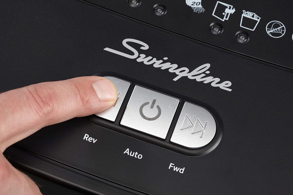 Swingline Shredder Oil, 16 oz,. 473ml Bottle (1760049