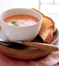 10-Minute Creamy Tomato-Basil Soup