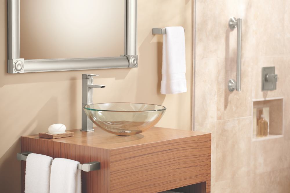 Moen S6711 90-Degree One-Handle High Arc Bathroom Faucet, Chrome ...