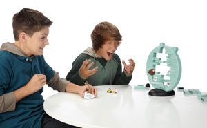 Hasbro A2845E24 - Star Wars Angry Birds Jenga Death Star - Weitere Features