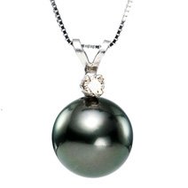 14k White Gold Black Tahitian Pearl and Diamond Pendant