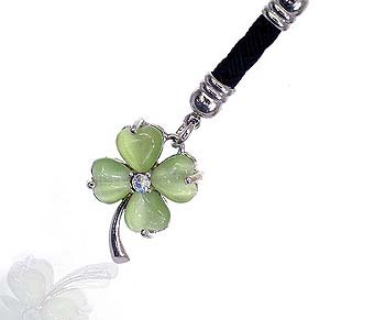 Festplatten: SUSHI Handyschmuck Swarovski gr�nes Kleeblatt CE04