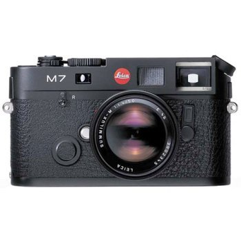 Leica M7 10546 35mm Rangefinder Camera with 0.72 Viewfinder (Black)