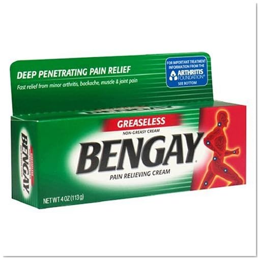 BenGay Pain Relieving Cream, Greaseless, 4-Ounce Tubes (Pack of 3)